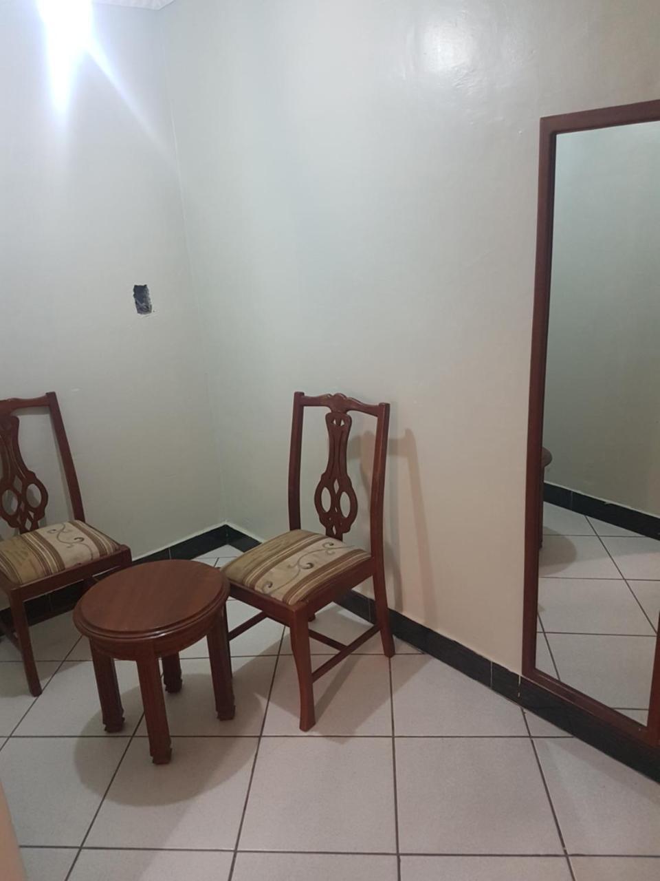 Center Inn أروشا المظهر الخارجي الصورة